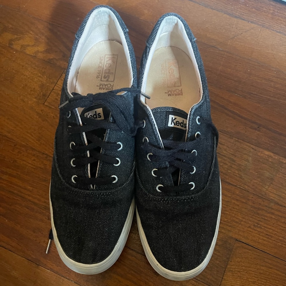 Keds
